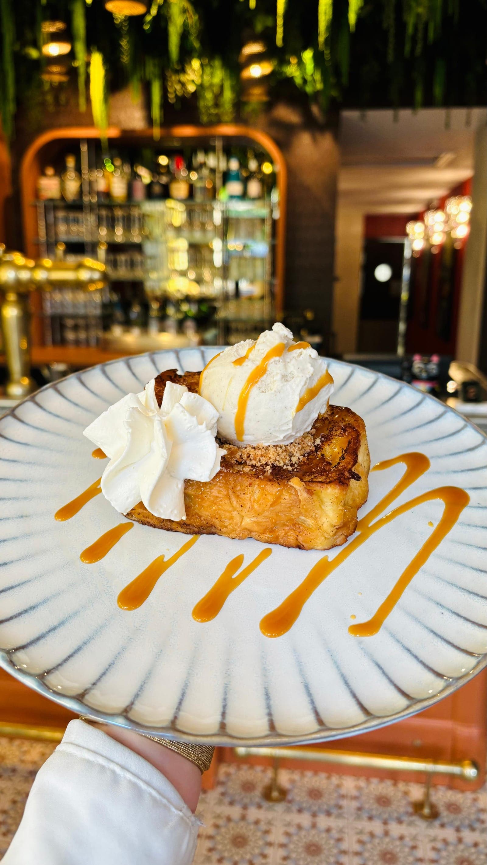 Brioche perdue, vanilla ice cream